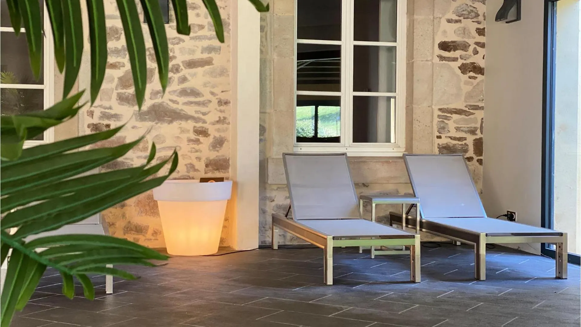 Amazing Apartment In Saint-Affrique With Wifi 0*,